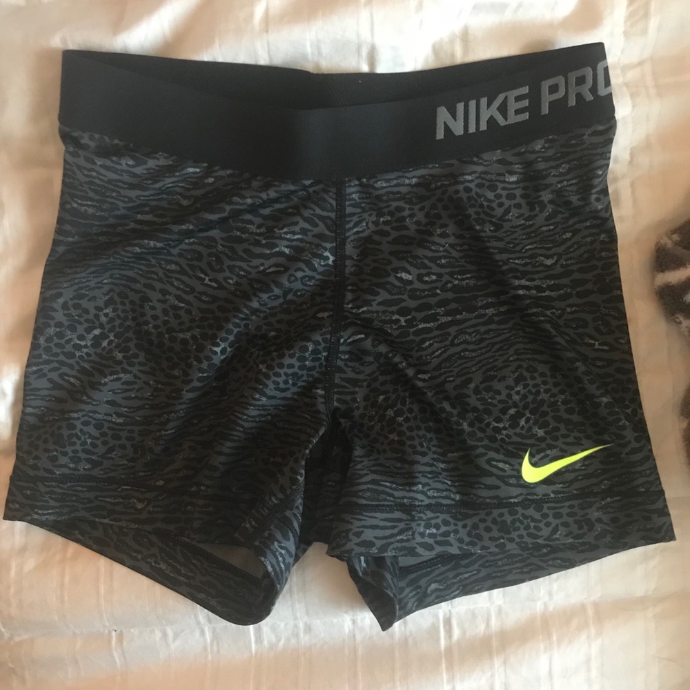 Nike Pro Dri-Fit Pattern Spandex Shorts (Sliders)